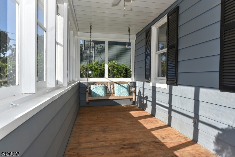 36 Hines Ave Property Photo 3