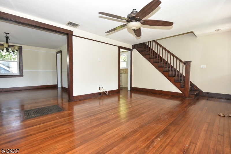 36 Hines Ave Property Photo 6