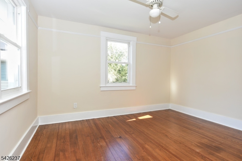 36 Hines Ave Property Photo 21