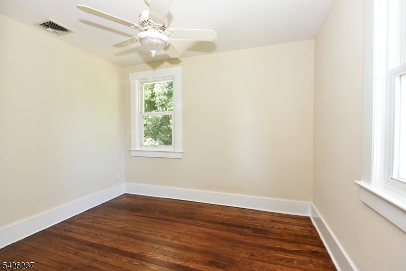 36 Hines Ave Property Photo 23