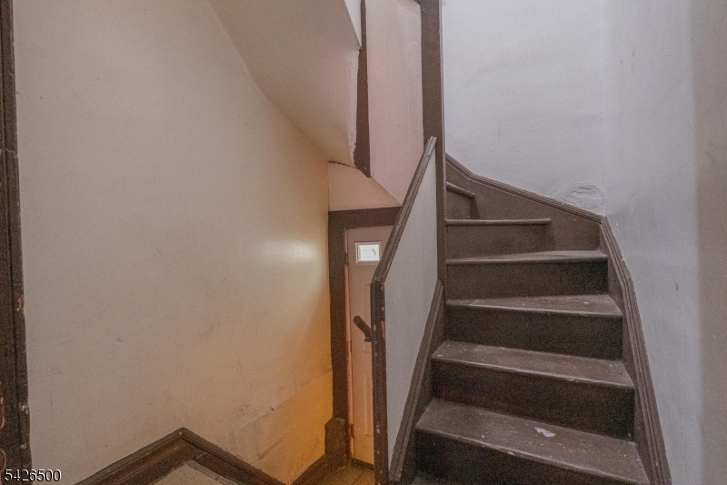 38 Eckert Ave Property Photo 13