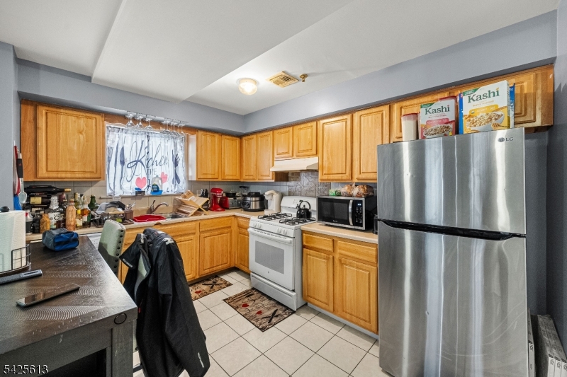 25 Norfolk St Property Photo 7