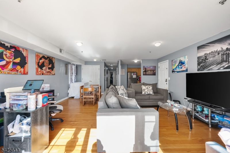 25 Norfolk St Property Photo 15