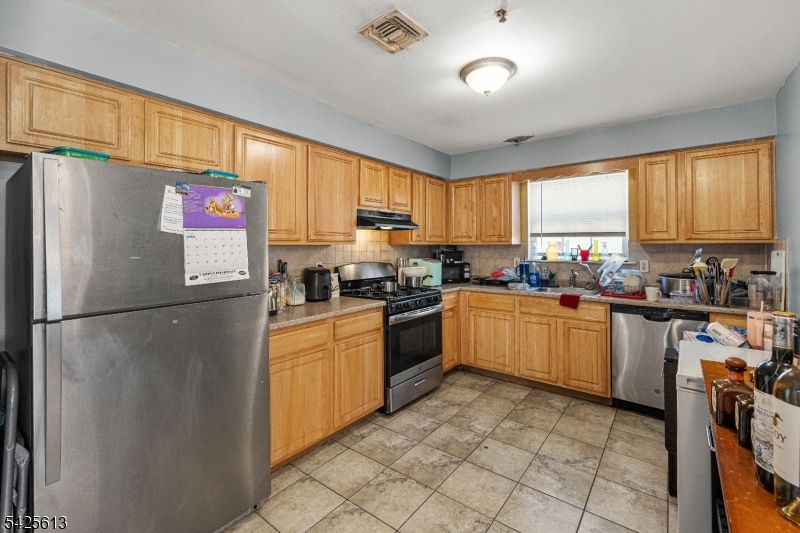 25 Norfolk St Property Photo 19