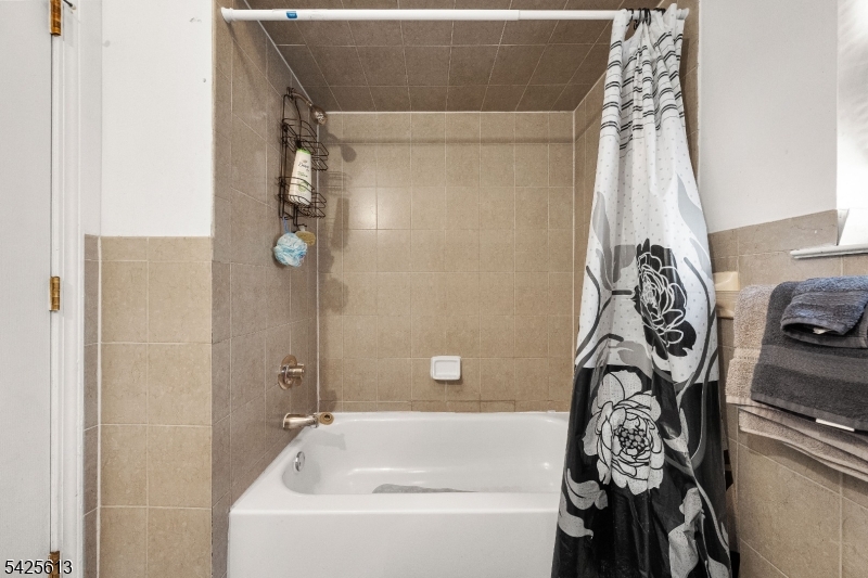 25 Norfolk St Property Photo 29