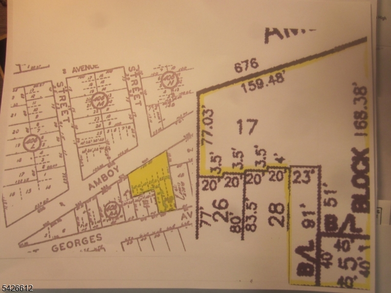 676 Amboy Ave Property Photo 2