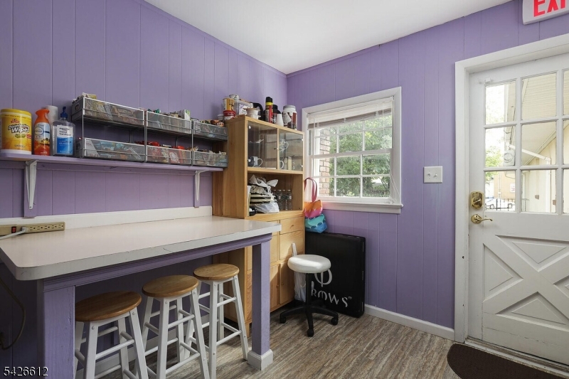 676 Amboy Ave Property Photo 12