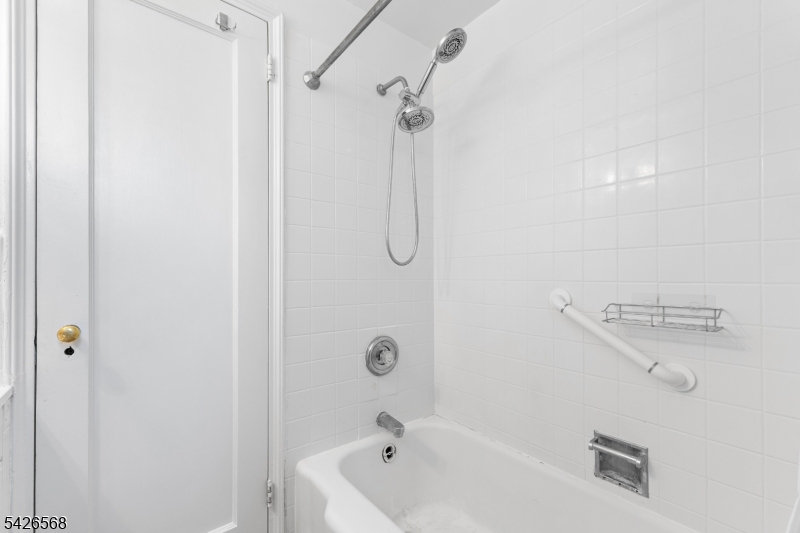 10 Crestmont Rd 3l Property Photo 27
