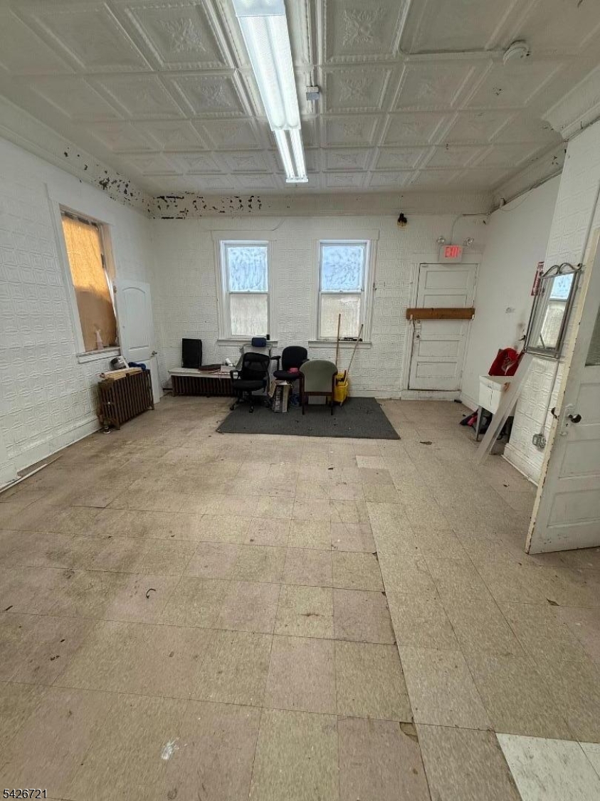 54 Center St Property Photo 2