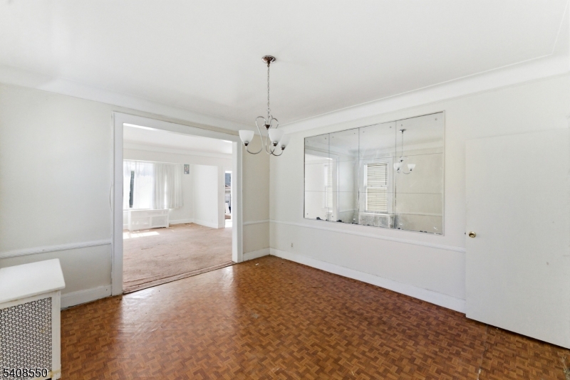 1602 Bayview Ave Property Photo 7