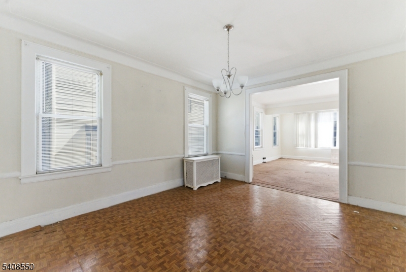1602 Bayview Ave Property Photo 8