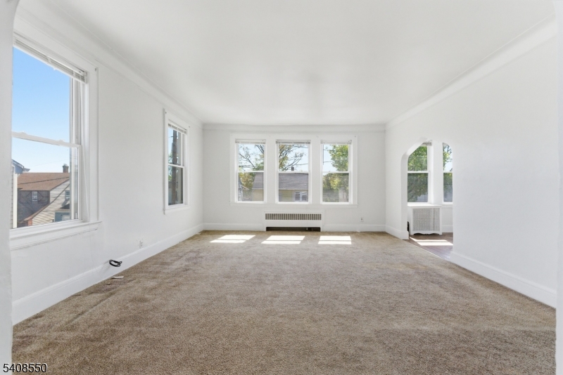 1602 Bayview Ave Property Photo 30