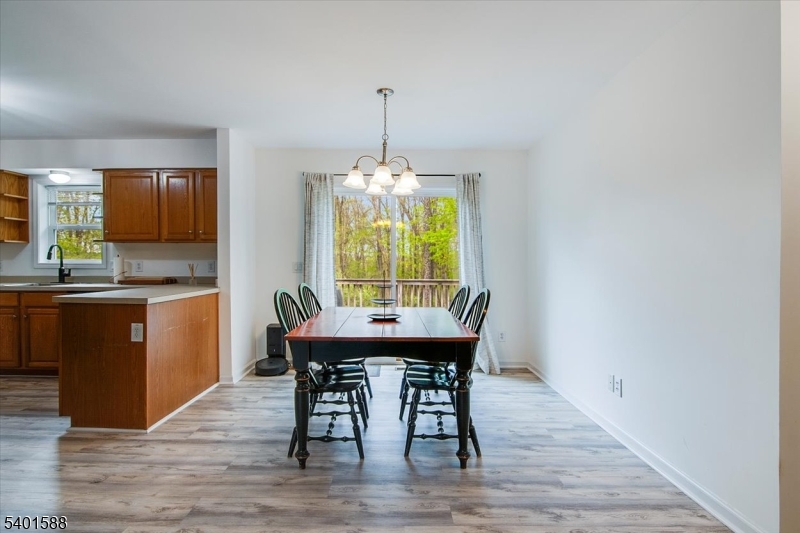 2 Oak St Property Photo 6