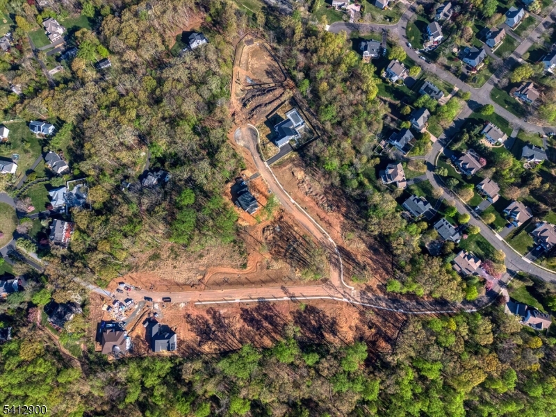 Harlow Pointe Cove Property Photo 2