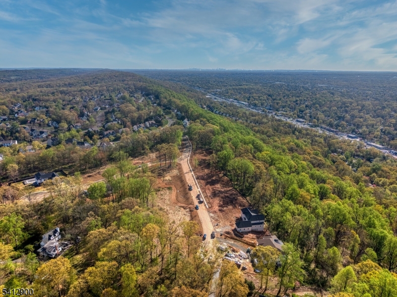 Harlow Pointe Cove Property Photo 6