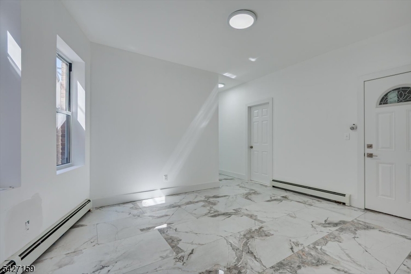520 E Jersey St 1 Property Photo 3