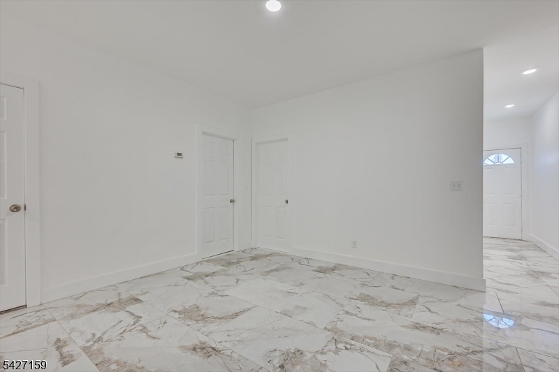 520 E Jersey St 1 Property Photo 4
