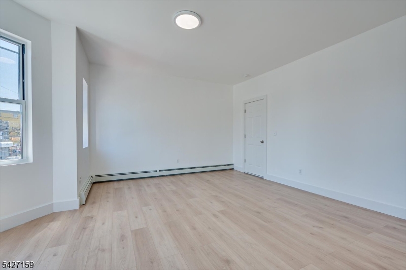 520 E Jersey St 1 Property Photo 24
