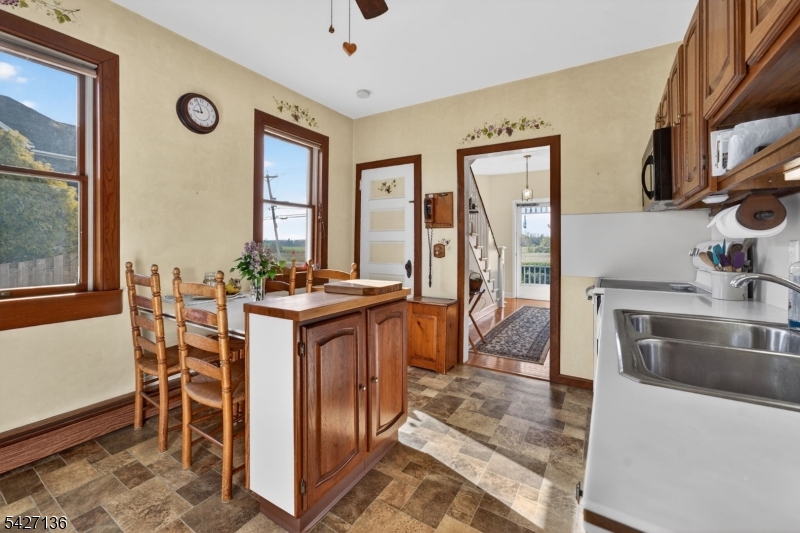 272 Skillman Rd Property Photo 14