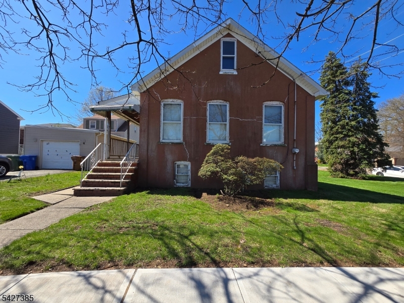 117 Grant St Property Photo 1