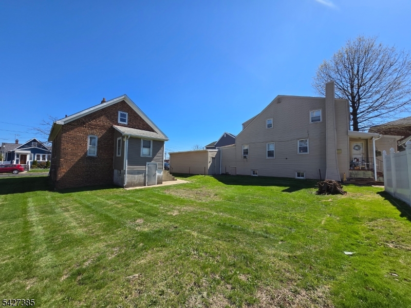 117 Grant St Property Photo 4