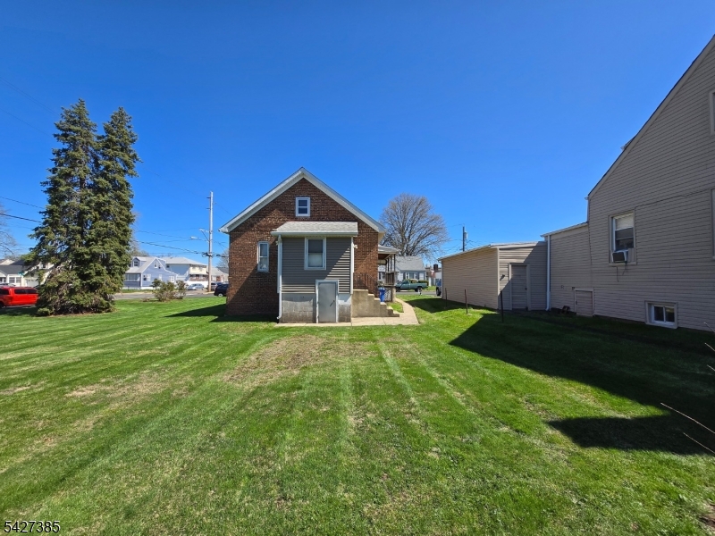 117 Grant St Property Photo 5