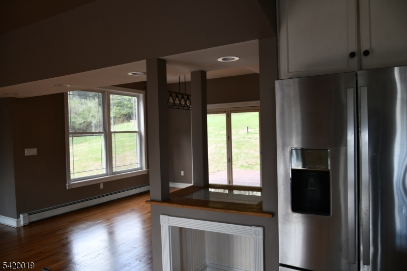4 Highlands Ln Property Photo 14