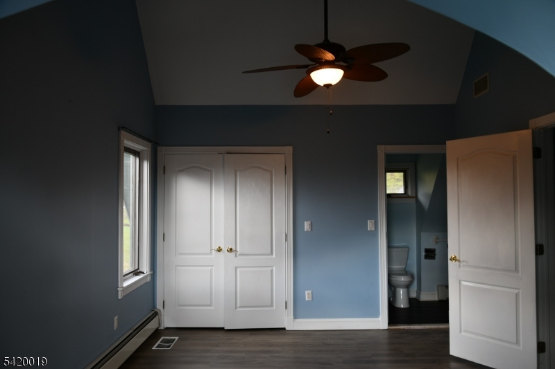 4 Highlands Ln Property Photo 20