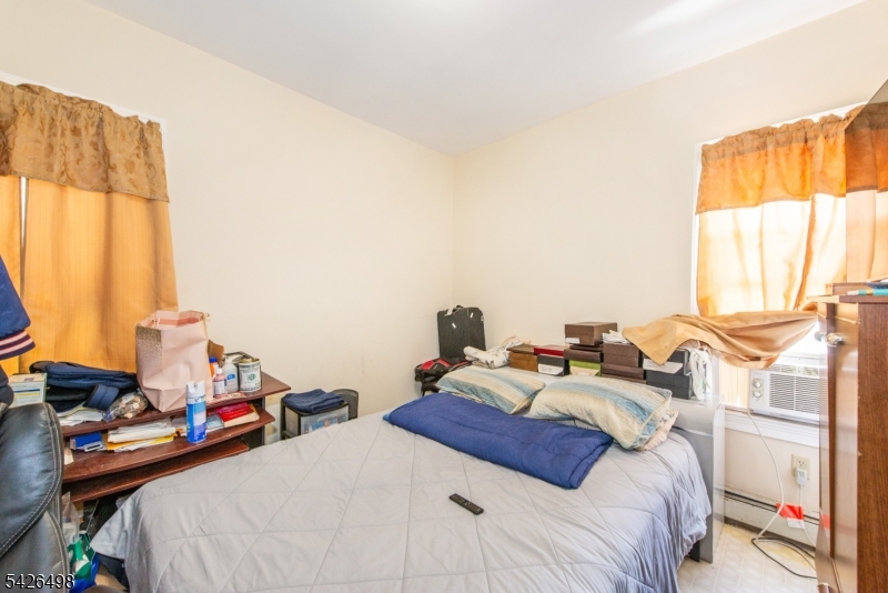 232 2nd St Property Photo 19