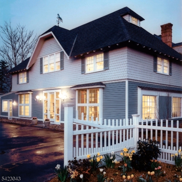 264 South St Property Photo 1