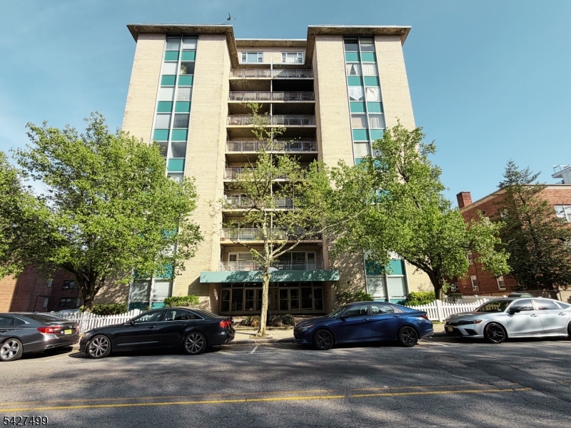276 Prospect St 5e Property Photo 16