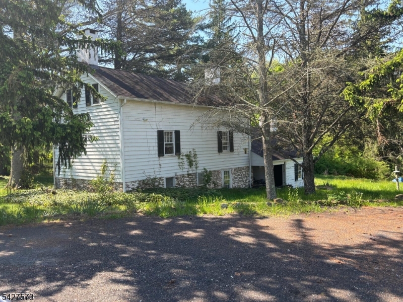 184 Stanton Rd Property Photo 7