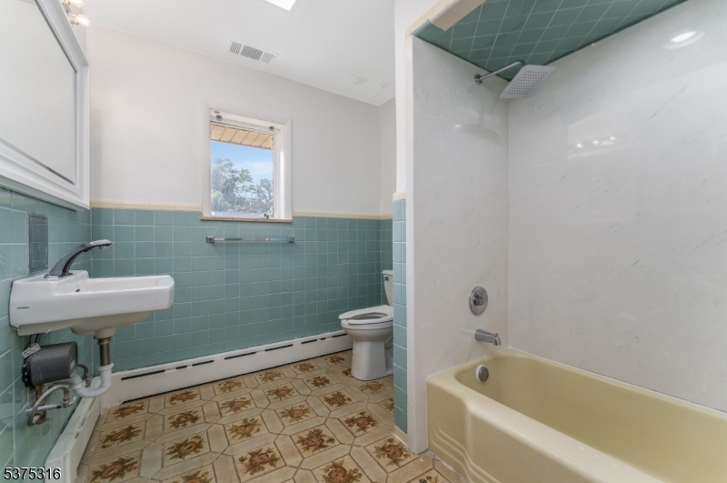 2431 State Route 57 W Property Photo 12