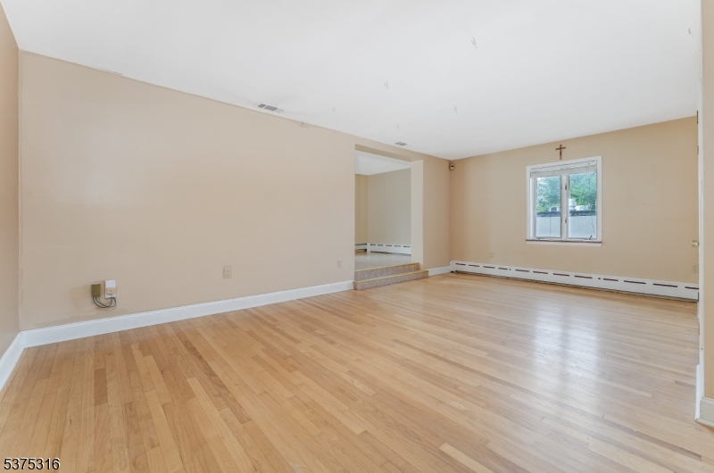 2431 State Route 57 W Property Photo 17