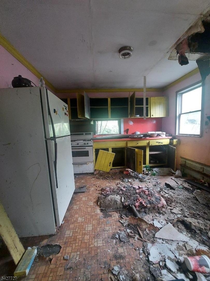 661 Us Highway 206 Property Photo 10