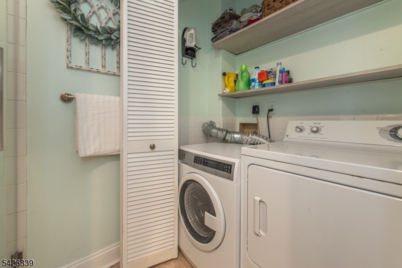 262 Main St 103 Property Photo 15