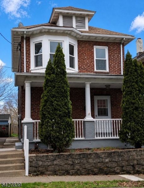 14 Raymond St Property Photo 1