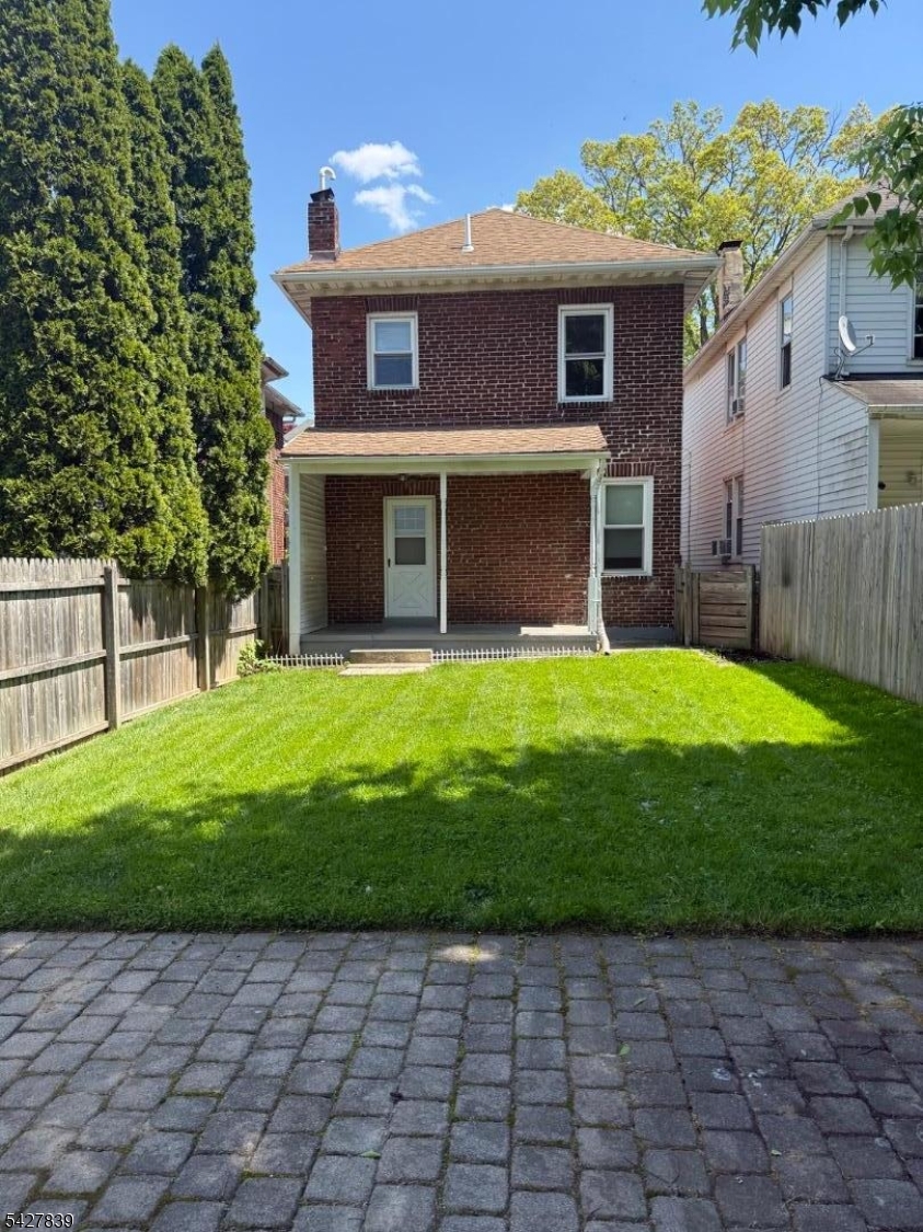 14 Raymond St Property Photo 2