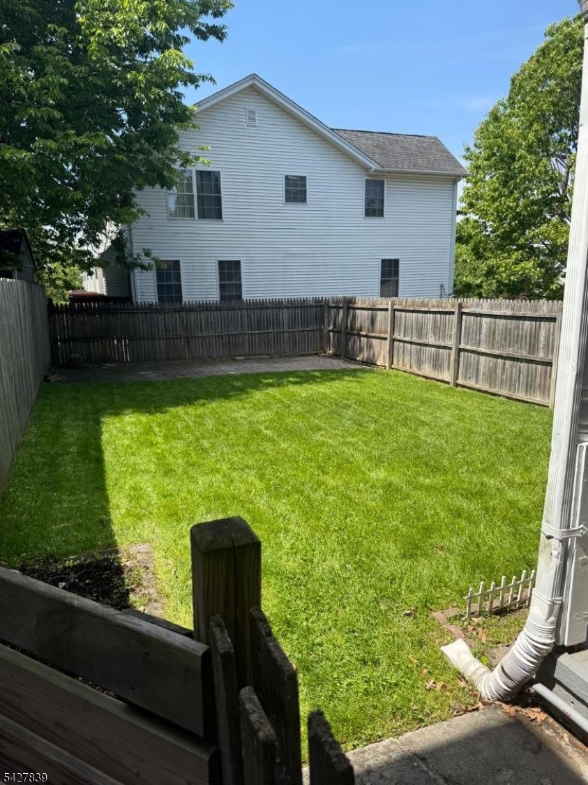 14 Raymond St Property Photo 6