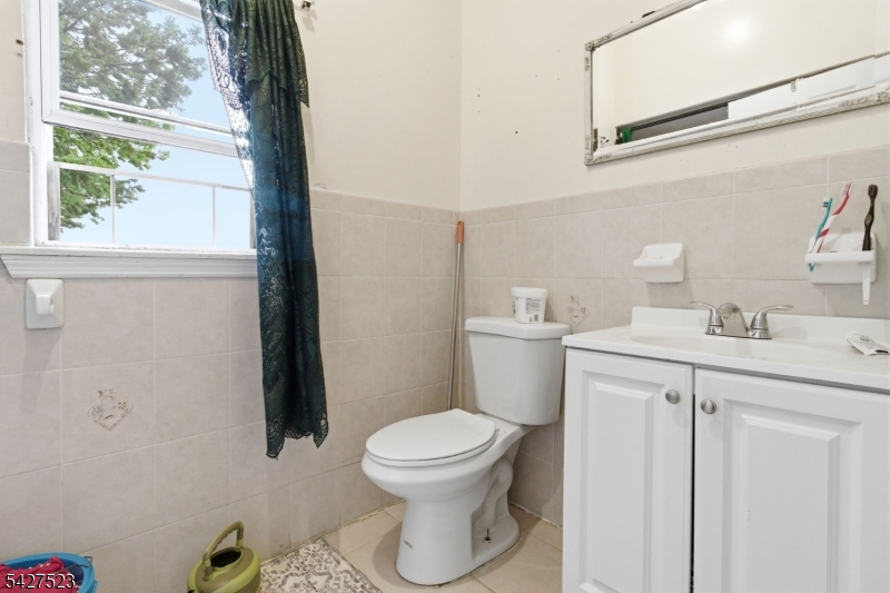 492 Springfield Ave Property Photo 14