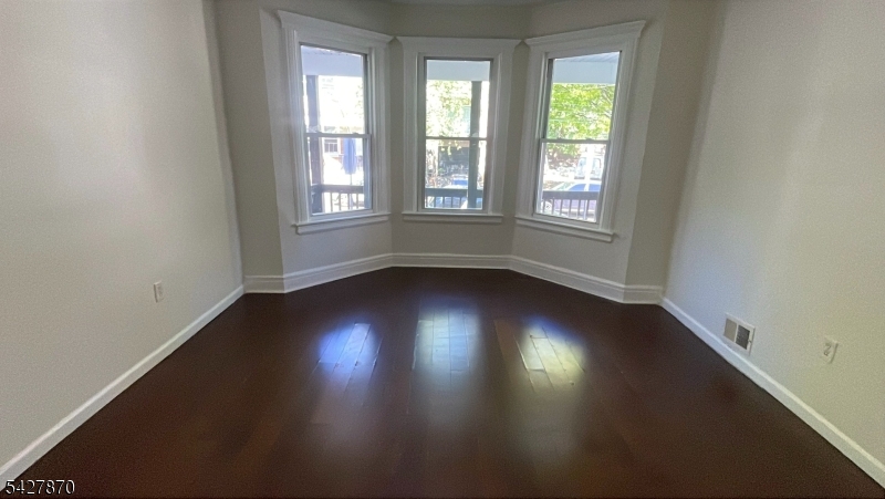 120 S 7Th St 1 Property Photo 1