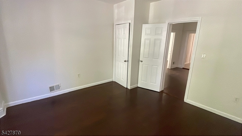 120 S 7th St 1 Property Photo 2