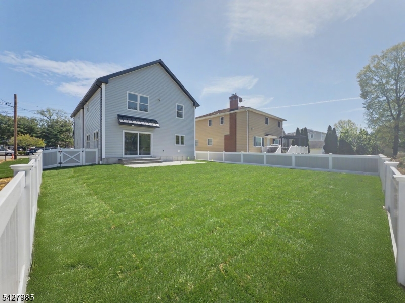34 Zazzetti St Property Photo 39