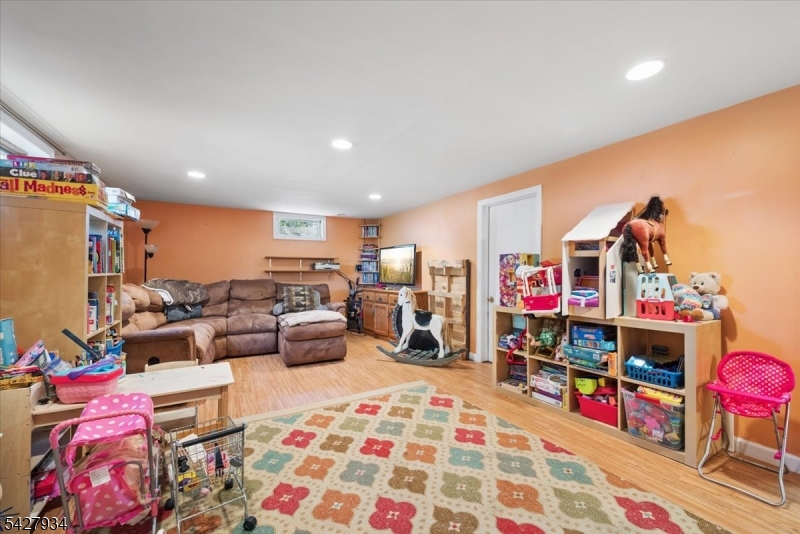 77 Brooklyn Rd Property Photo 13