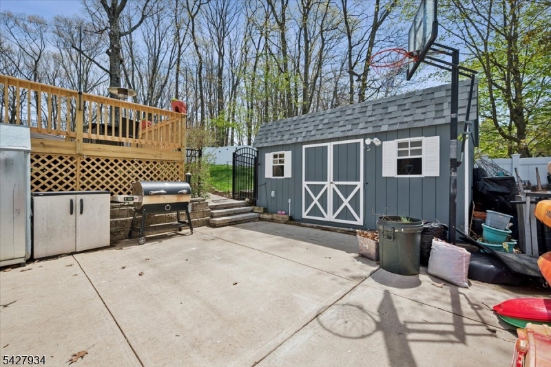 77 Brooklyn Rd Property Photo 22
