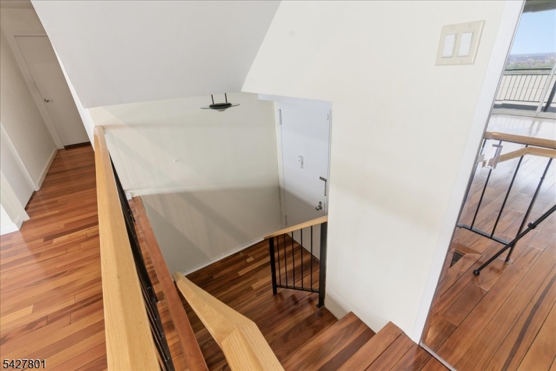 2 Horizon Road Property Photo 2