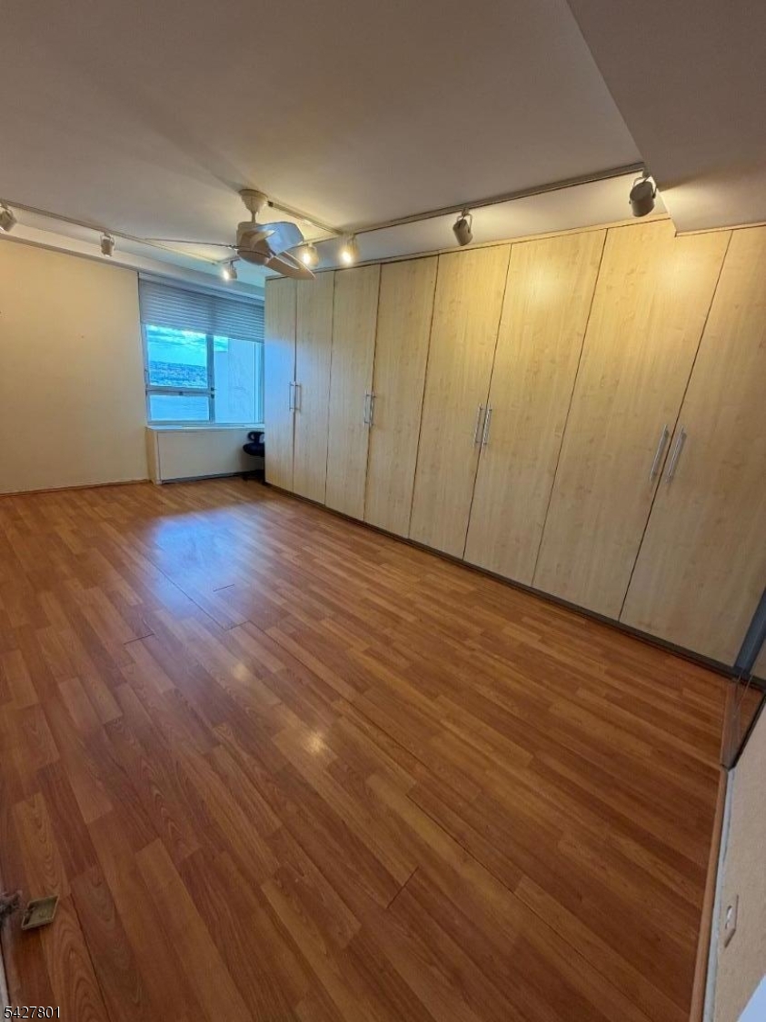 2 Horizon Road Property Photo 14