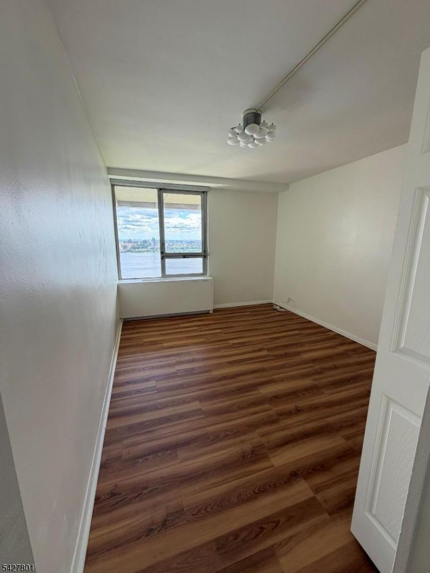 2 Horizon Road Property Photo 17