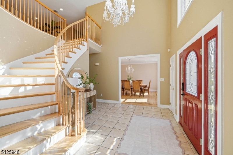 56 Burnet Hill Rd Property Photo 2