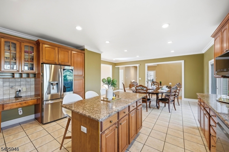 56 Burnet Hill Rd Property Photo 12